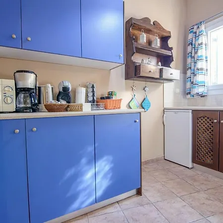 Santorious Cavehouse Apartment